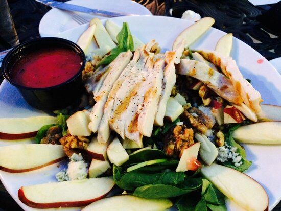 Erin's Snug Irish Pub